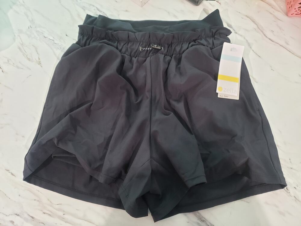 Zella shorts.a24